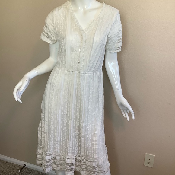 Jessakae Elegant White Lace Short Sleeve Dress - Picture 2 of 9